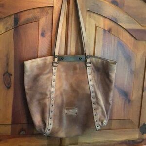 Benvenuto Patricia Nash hand bag/tote